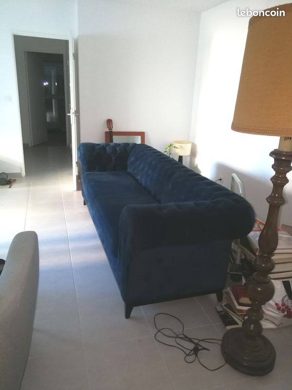 Vend canapé trois chesterfield (image 1)