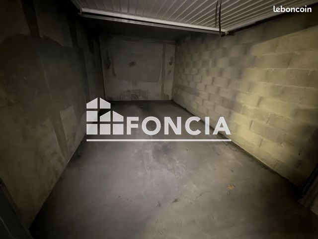 Stationnement à louer 110 - ANNEMASSE 74100 · 110 €/mois