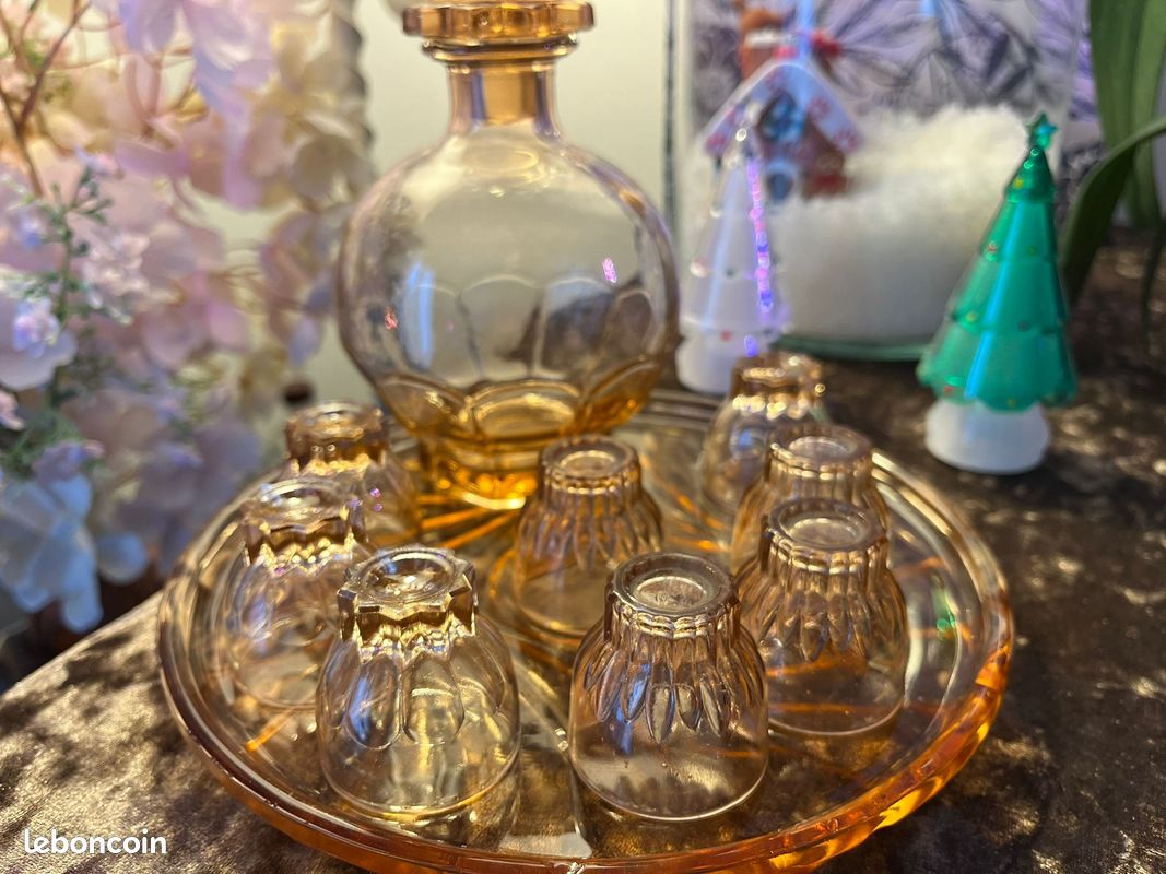 Service Rosaline Arcoroc – Carafe + 8 verres + plateau (image 1)