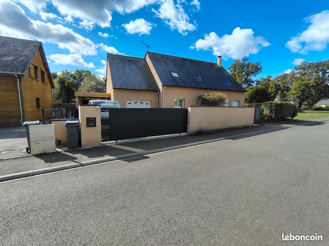 Maison 6 pièces 138 m² · à Loiron-Ruillé · 138 m² · 320 000 €