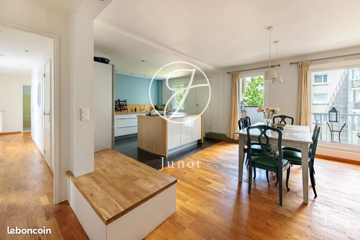 Appartement 5 pièces 103 m² · à Nantes · 103 m² · 296 800 €