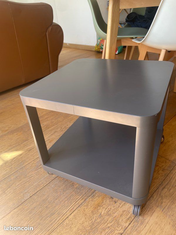 Table basse IKEA grise (image 2)
