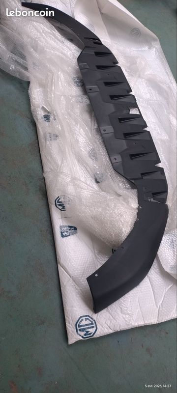 MG HS avant 2018 2021 protection inférieure de pare chocs avant (image 3)