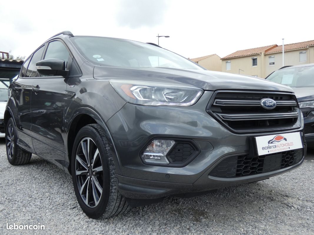 FORD KUGA 1.5 TDCi 120 4x2 Powershift ST-Line (Historique de factures d'entretien dispo) (image 6)