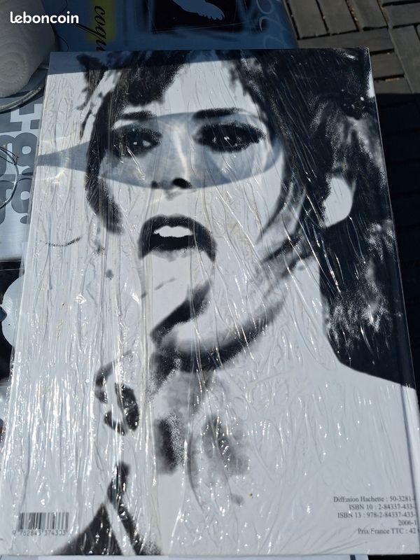Livre Mylene Farmer à Bercy (image 2)