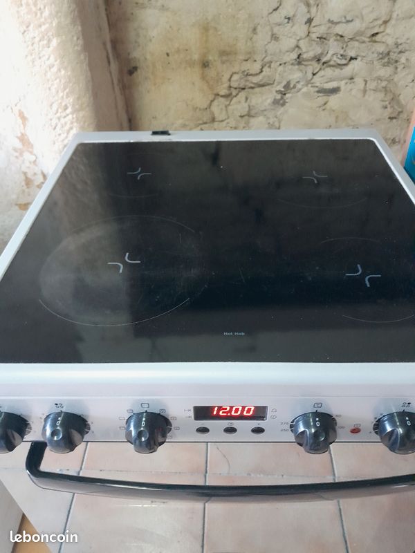 Cuisinière vitrocéramiques Faure (image 2)