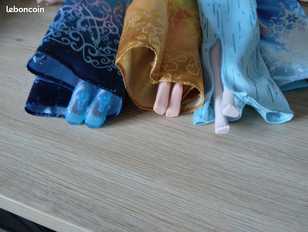 3 princesses Disney : Elsa reine des neiges Aurore belle au bois dormant -  Jeux & Jouets