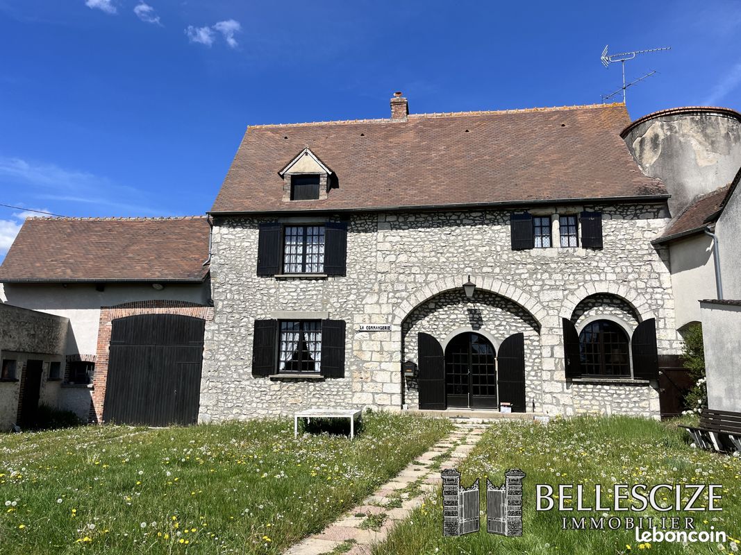 Maison 8 pièces 150 m² · à Montbouy · 150 m² · 179 000 €