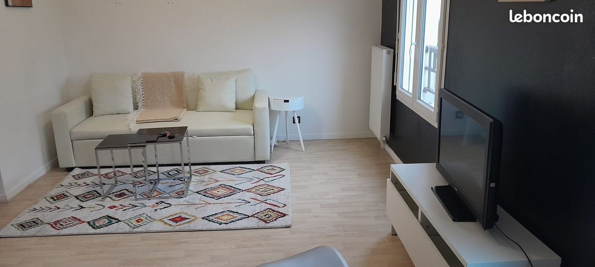 Appartement 1 pièce 31 m² · à Corbeil-Essonnes · 31 m² · 660 €