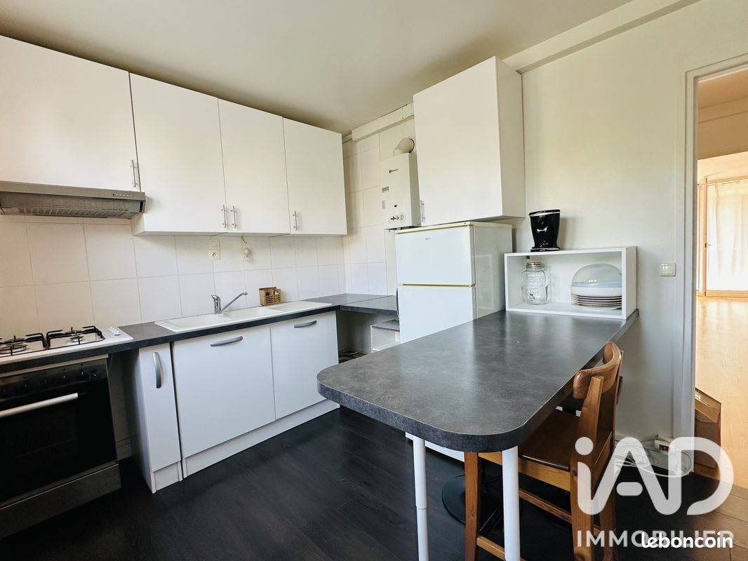 Appartement 3 pièces 67 m² · à Thiais · 67 m² · 229 000 €