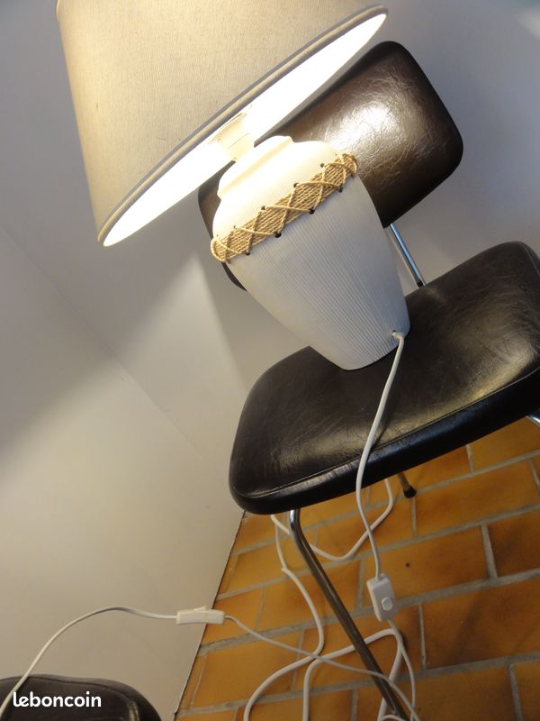 2 lampes à poser sur 1 buffet de salle à manger ou dans le salon (image 4)