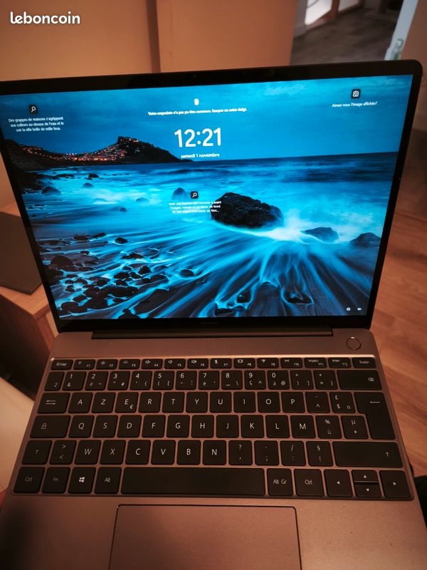 Huawei matebook 13