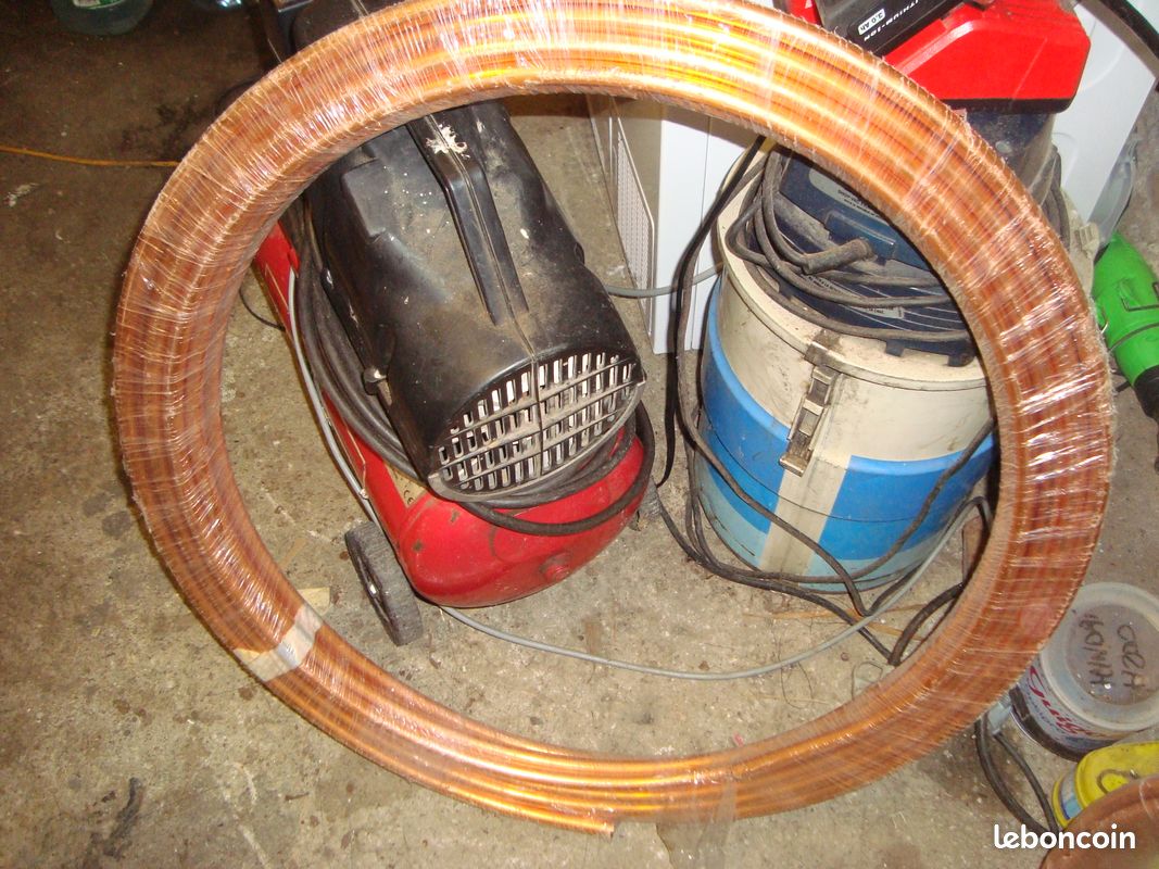 Couronne de cuivre diamètre 16 de 25 m (image 1)