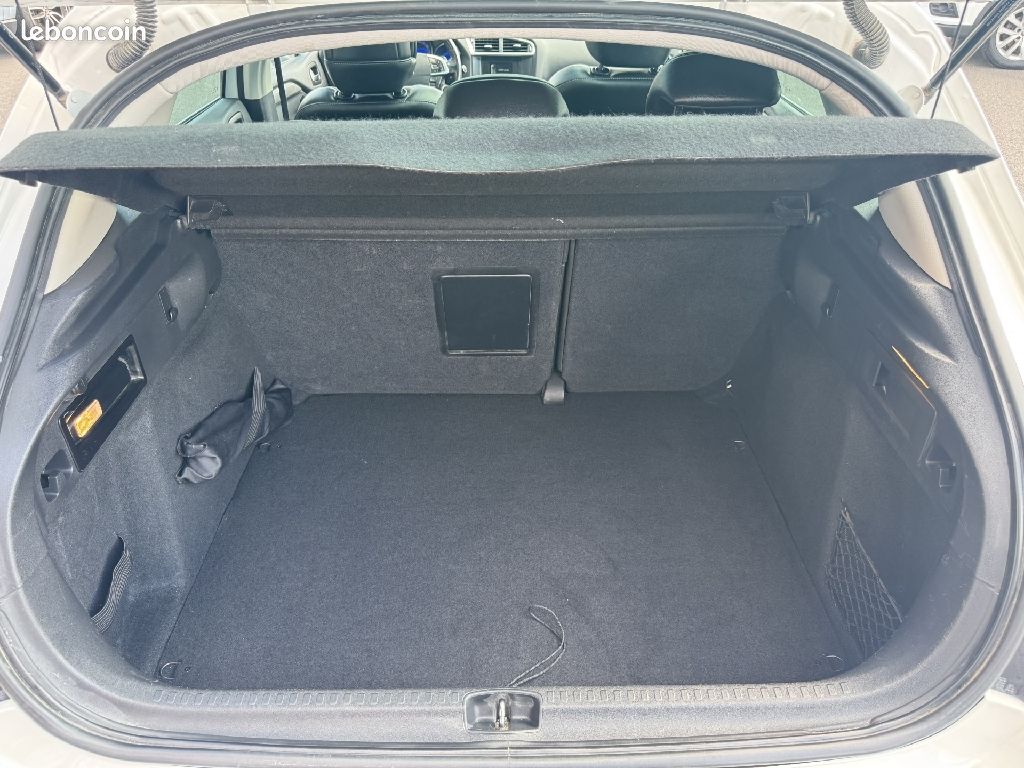 Citroën C4 e-HDi 115 Exclusive + ETG6 (image 7)