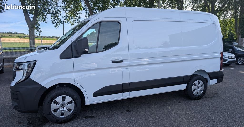Renault Master L2H2 EXTRA 150 CV (image 2)