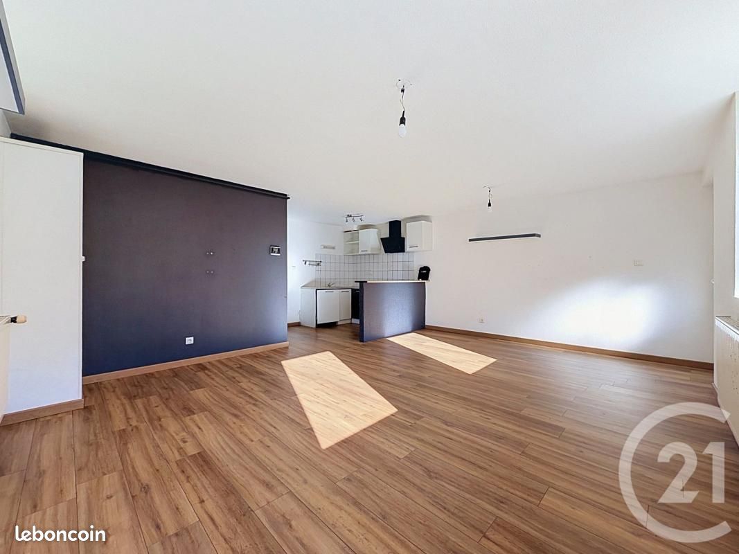 Appartement 3 pièces 69 m² · à Vieux-Charmont · 69 m² · 700 €/mois