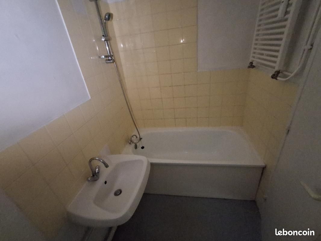 Appartement 2 pièces 37 m² · à Grand-Charmont · 37 m² · 459 €/mois