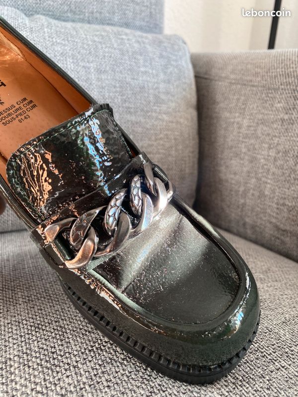 Mocassins femme à talon cuir vert Besson Chaussures Chaussures