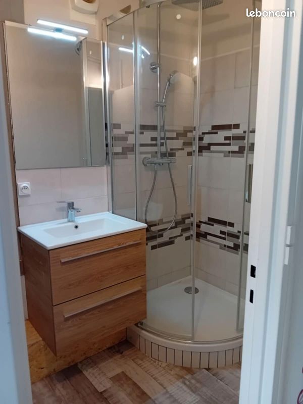 Appartement 3 pièces 64 m² · à Landivisiau · 64 m² · 105 000 €