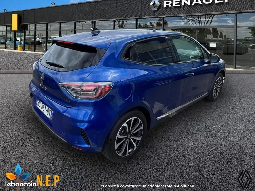 Renault Clio TECHNO FULL HYBRID E-TECH 145 CH-24 (image 3)