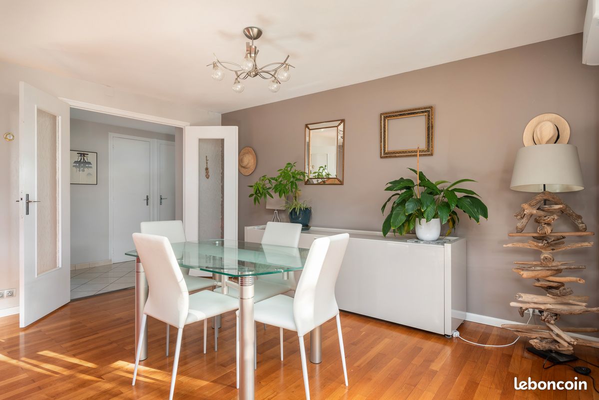 Appartement 4 pièces 82 m² · à La Tronche · 82 m² · 280 000 €