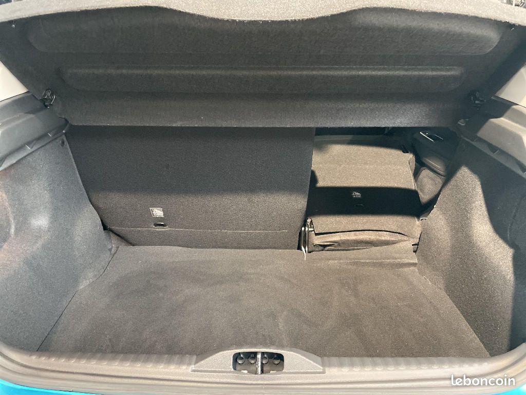 Citroën C3 PureTech 83 S&S BVM5 Shine Pack (image 16)