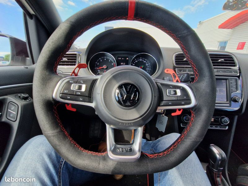 Volkswagen POLO 1.8 TSI 192CH BLUEMOTION TECHNOLOGY GTI DSG7 3P (image 13)