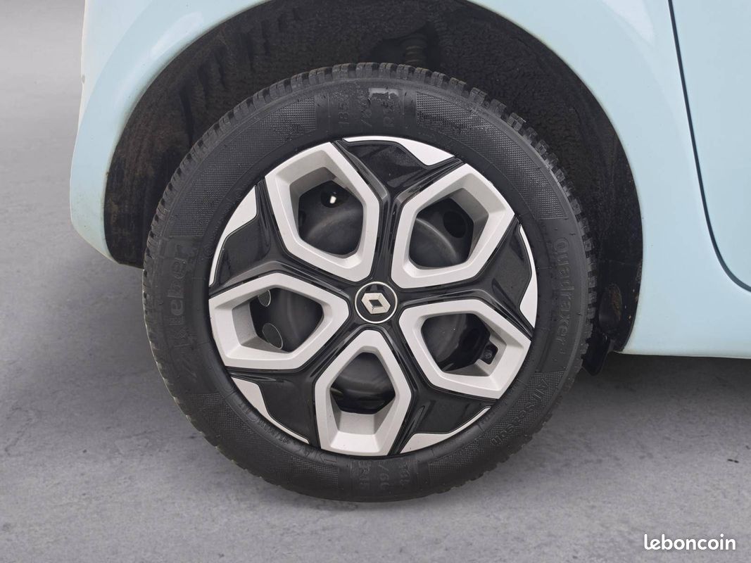 RENAULT Twingo III E-Tech Equilibre (image 24)