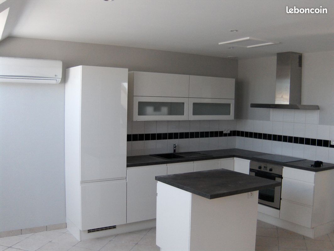 Appartement 2 pièces 45 m² · à Fleury-les-Aubrais · 45 m² · 680 €/mois