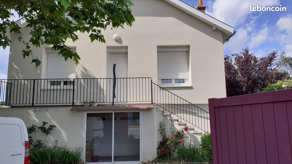Maison 4 pièces 98 m² · à Bonson · 98 m² · 235 000 €
