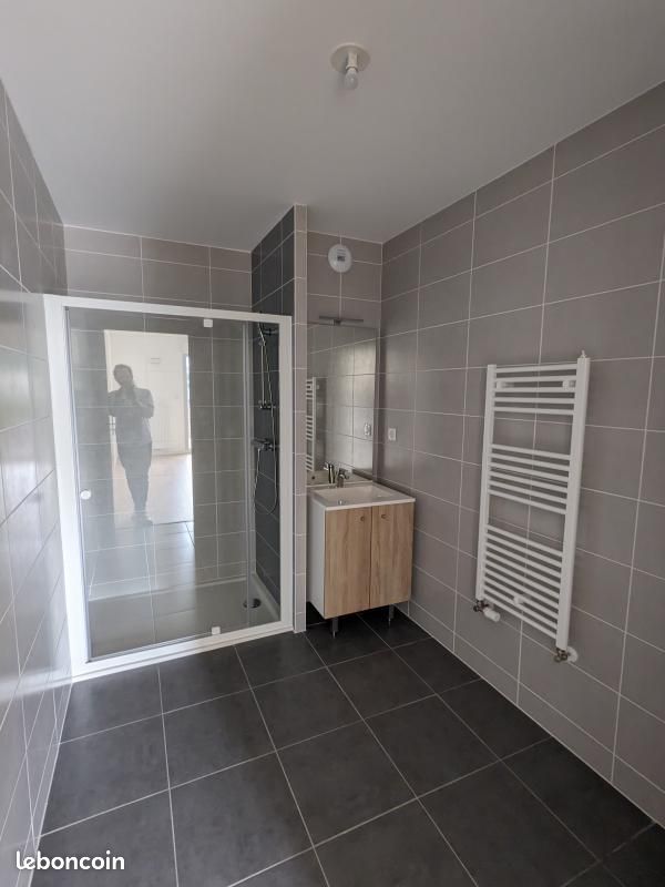 Appartement 2 pièces 50 m² - Bordeaux 33300 (image principale 3)