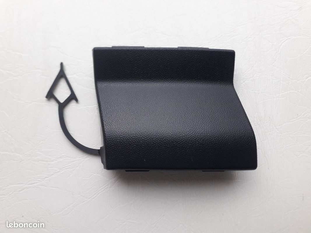 Pare-chocs Avant Gauche De Remorquage Pour Volkswagen UP – Cache-Œil Référence 1S0807241CGRU