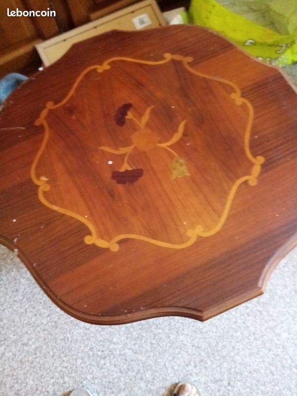 A vendre petite table en bois (image 2)