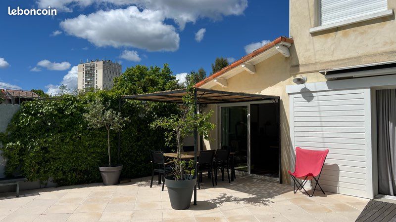 Maison 9 pièces 198 m² · à Bordeaux · 198 m² · 950 000 €