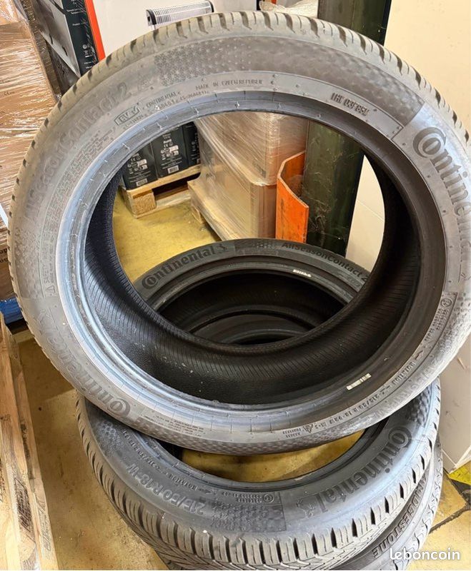 4 pneu 215 /50 R 16 92W (image 1)