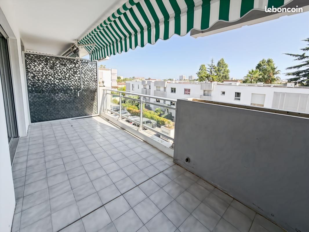 Appartement 1 pièce 29 m² · à Antibes · 29 m² · 730 €