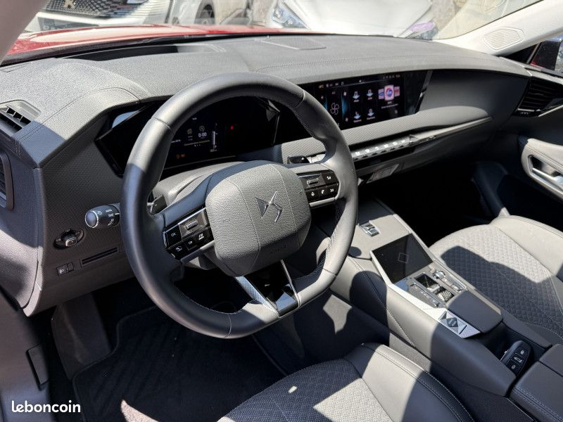 Ds DS 4 ESSENCE 130CH PERFORMANCE LINE AUTOMATIQUE (image 8)
