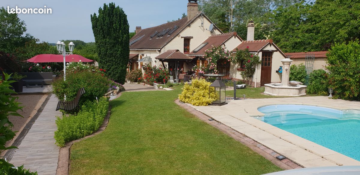 Maison 5 pièces 162 m² · à Hécourt · 162 m² · 1 500 €/mois