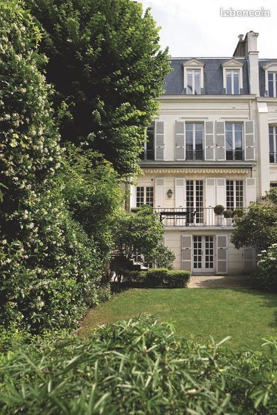 Maison 8 pièces 250 m² · à Paris · 250 m² · 3 000 000 €