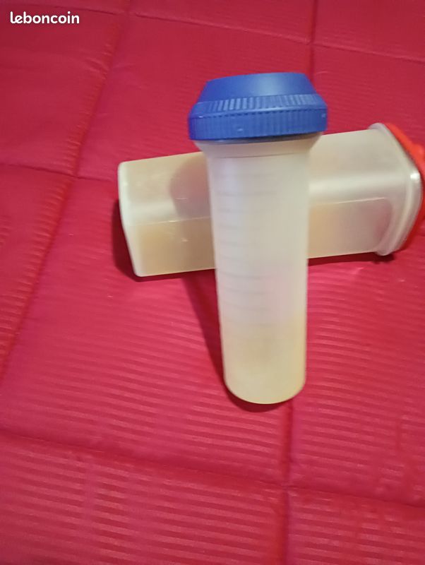 SHAKER TUPPERWARE 700mL AVEC GRADUATIONS (image 4)
