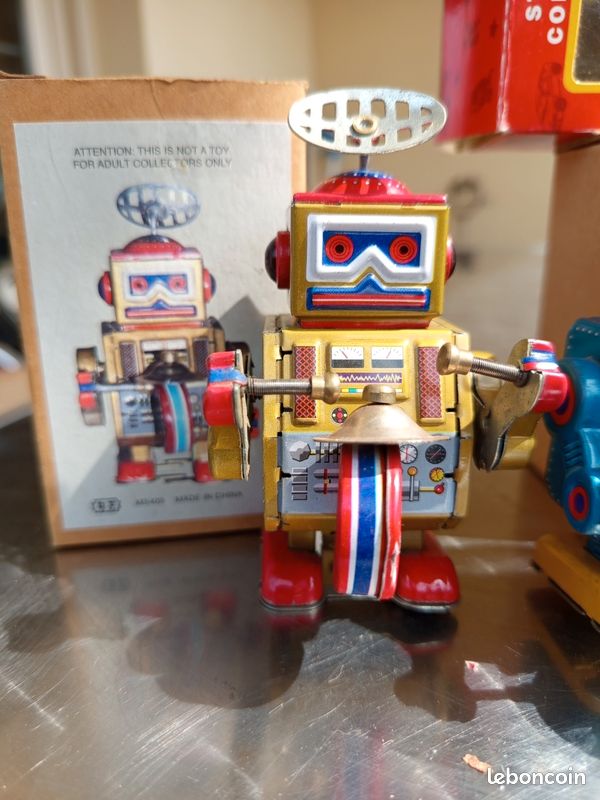 Jouets Métalliques Vintage – Robots / Bateau / Kangourou (image 5)
