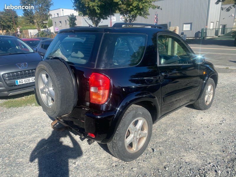 Toyota RAV 4 2.0 D-4D 16V 4WD 116 cv (image 4)
