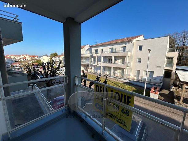 Studio 1 pièce 19 m²
