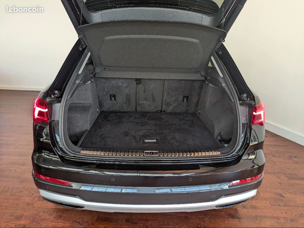 Audi Q3 35 TFSI 150CH MILD HYBRID DESIGN LUXE S TRONIC 7 (image 3)