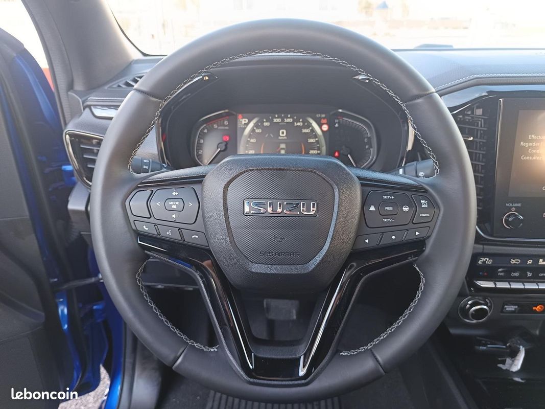 Isuzu D-MAX 1.9 DDI 164CH N60 NITRO SPORT SPACE A/T (image 8)