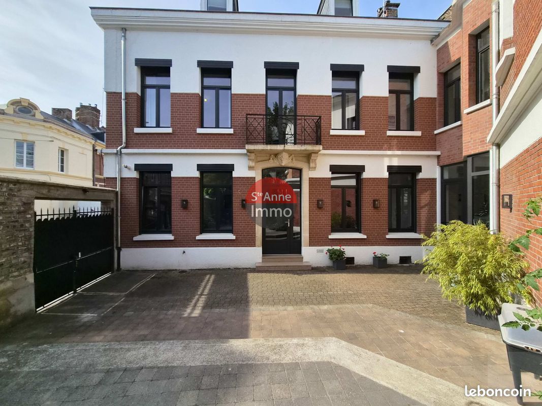 Maison 7 pièces 160 m² · à Amiens · 160 m² · 599 000 €
