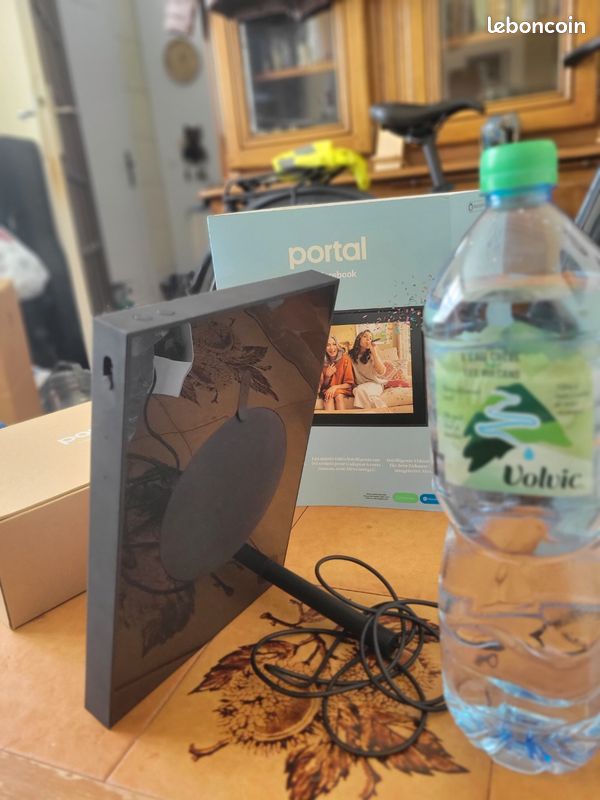 Facebook Portal 10" NEUF – Idéal appels vidéo famille & grands-parents (image 8)