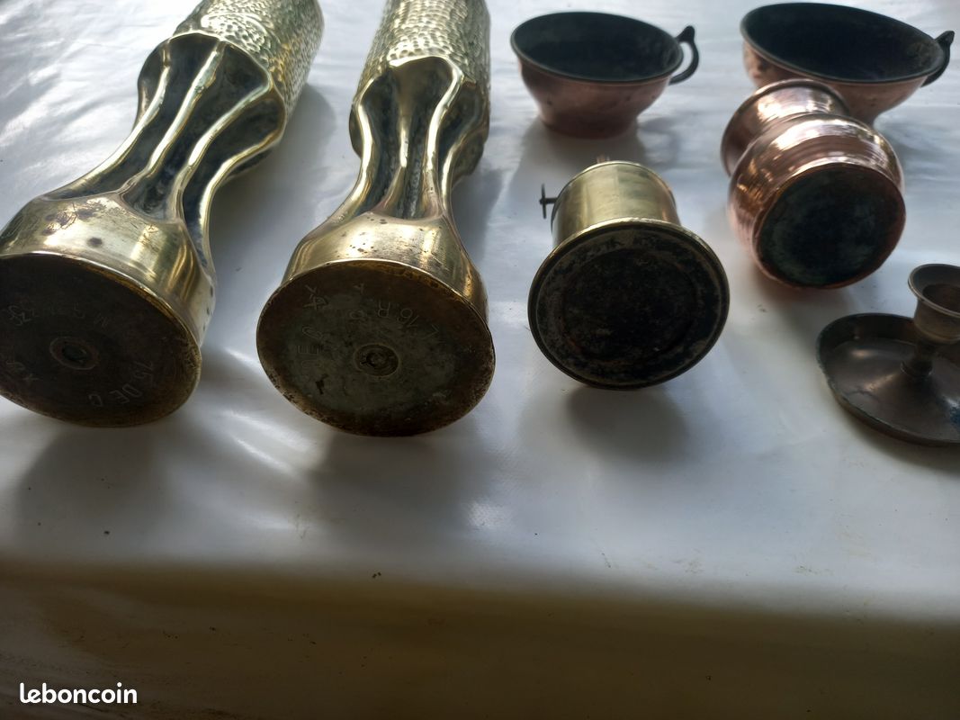 Objet en cuivre (image 1)