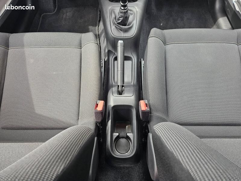 Citroen C3 1.5 BlueHDi 100 YOU / CLIMATISATION (image 30)
