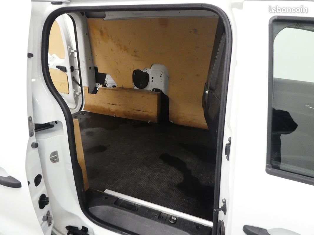 Renault EXPRESS VAN 1.5 BLUE DCI 95CH CONFORT 22 (image 6)